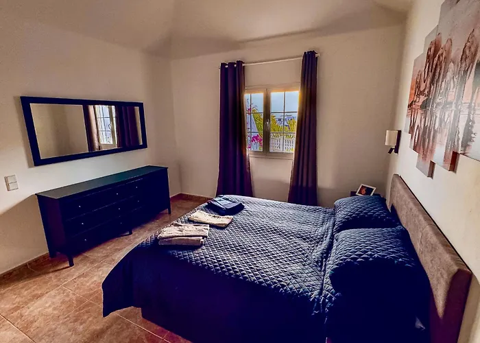 Marcasita Villa Tias