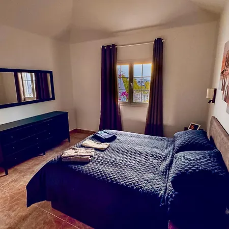 Marcasita Villa Tias